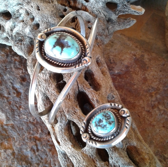 Sterling Silver Vintage Turquoise Cuff & Ring SET - Picture 11 of 16